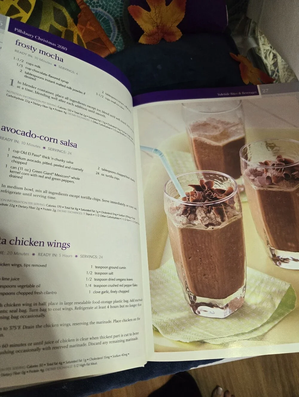 4/$15 Christmas 2010 Cookbook Holiday Baking Recipe Cookie Cake Dessert